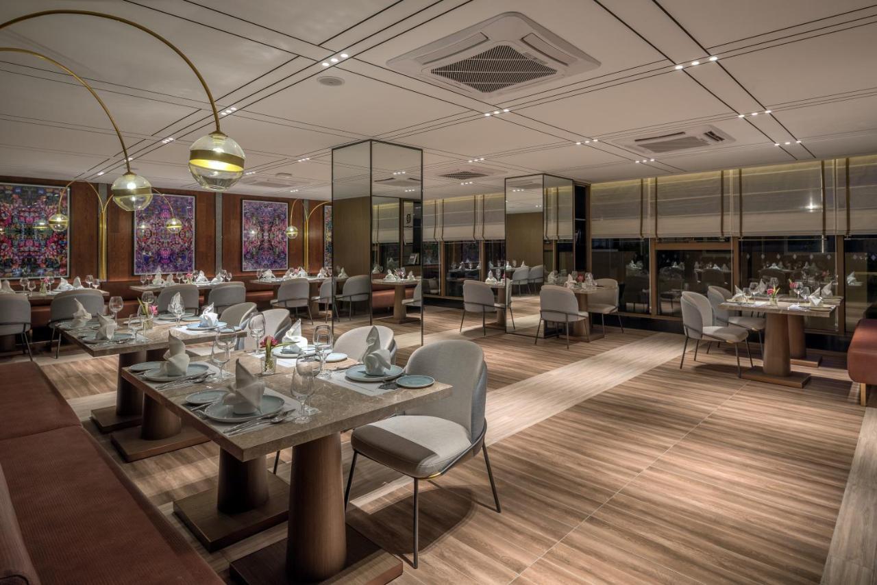 Oakwood Premier Phnom Penh Ξενοδοχείο Εξωτερικό φωτογραφία