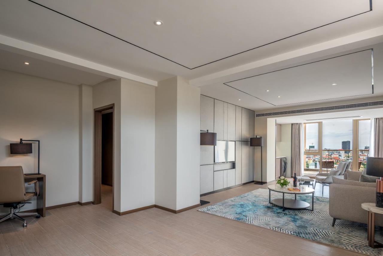 Oakwood Premier Phnom Penh Ξενοδοχείο Εξωτερικό φωτογραφία