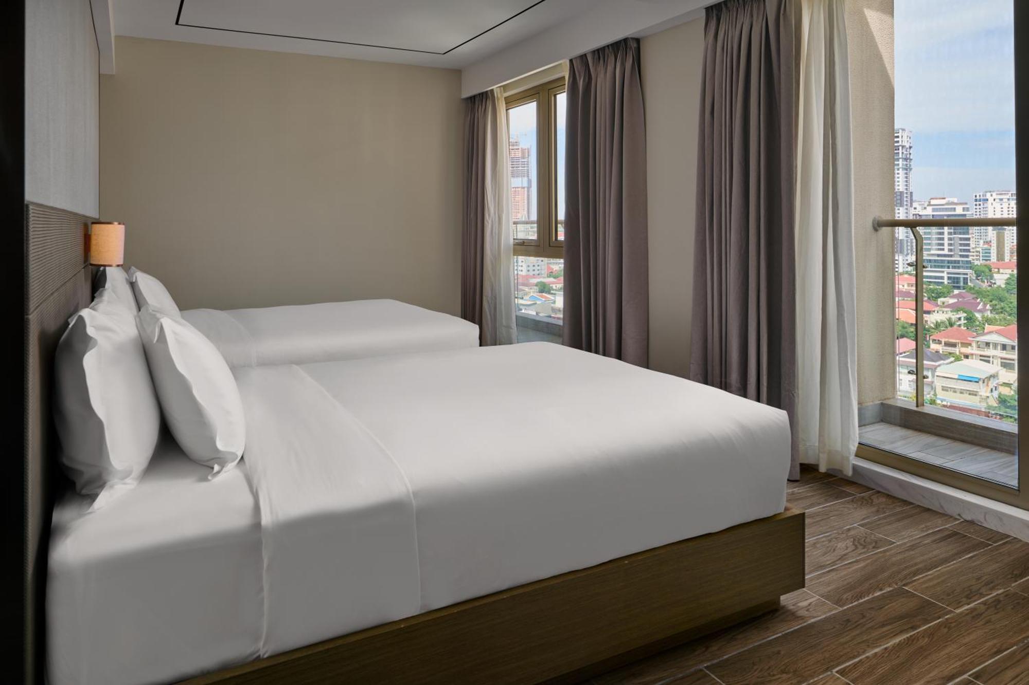 Oakwood Premier Phnom Penh Ξενοδοχείο Εξωτερικό φωτογραφία